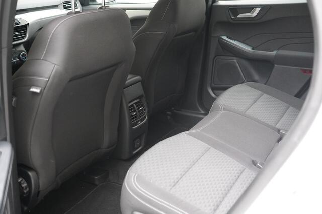 Ford KUGA 2.5 PHEV Cool & Sound | SoH 75% | All-seasonbanden | Trekhaak | stoelverwarming