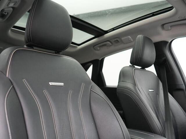 Ford KUGA 2.5 Vignale PHEV 225pk Dealer O.H. | Panodak | Head Up | Camera | Bang & Olufsen | Lederen Comfortstoelen Memory & Verwarmd | Stuur Verwarmd | Navigatie | DAB | Virtual | 20"L.M | Cruise Control | Plug In Hybrid |