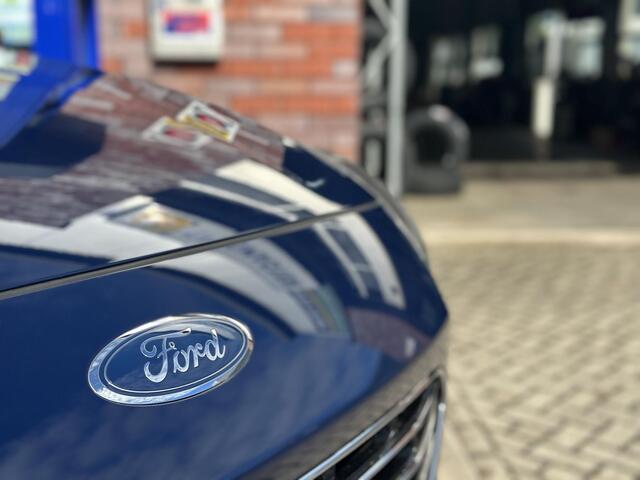 Ford KUGA 2.5 PHEV Titanium X