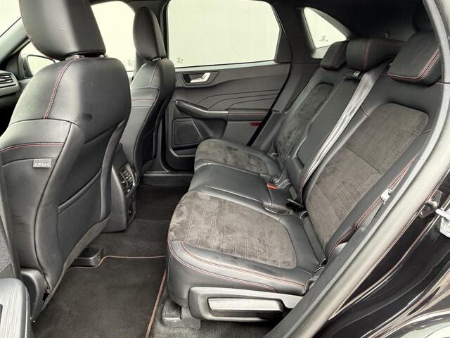 Ford KUGA 2.5 PHEV ST-Line X / Dealer onderhouden / Trekgewicht 1.500 kg / Navigatie / Stuur-, stoel- & achterbankverwarming / Parkeer assistent/ Camera 360° / Elektrische stoel & klep / 18" LM wielen / Adaptief cruise control / Apple Carplay Android Auto /
