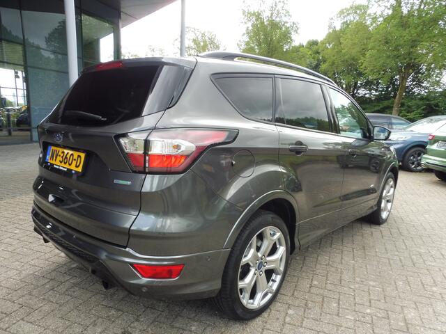 Ford KUGA 182pk AWD ST Line Elek.haak Camera Xenon Parkassist Navi 19i lmv