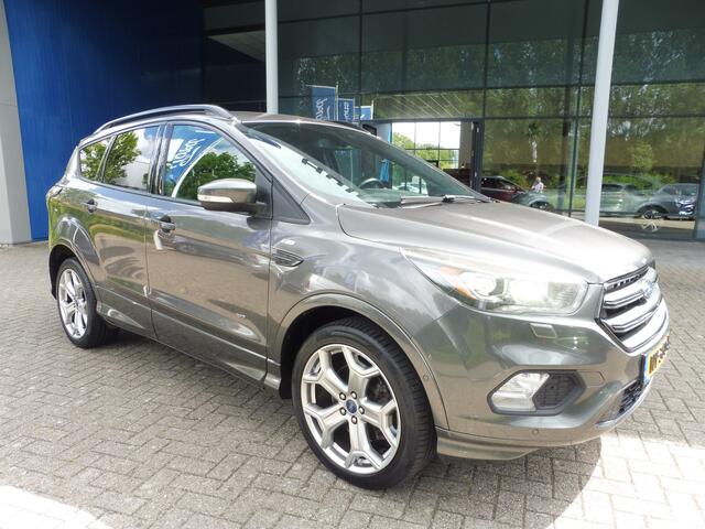 Ford KUGA 182pk AWD ST Line Elek.haak Camera Xenon Parkassist Navi 19i lmv