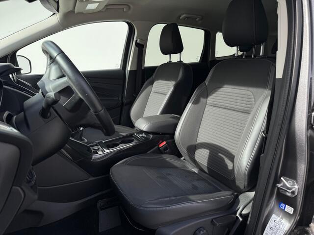 Ford KUGA 1.5 EcoBoost Titanium | Trekhaak | Winter Pack | Camera | Apple Carplay & Android Auto | Elek. a Klep | Cruise |