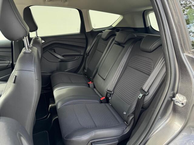 Ford KUGA 1.5 EcoBoost Titanium | Trekhaak | Winter Pack | Camera | Apple Carplay & Android Auto | Elek. a Klep | Cruise |