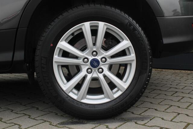 Ford KUGA 1.5 Titanium | Incl. 12 maanden garantie | Voorstoelen verwarmd | Verwarmd stuurwiel | Voorruit verwarming | Bluetooth | DAB | Climate control | Cruise control | Elektrische achterklep | Lichtmetalen velgen