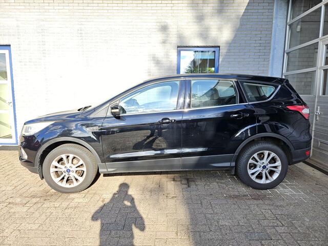 Ford KUGA 1.5 EcoBoost Titanium