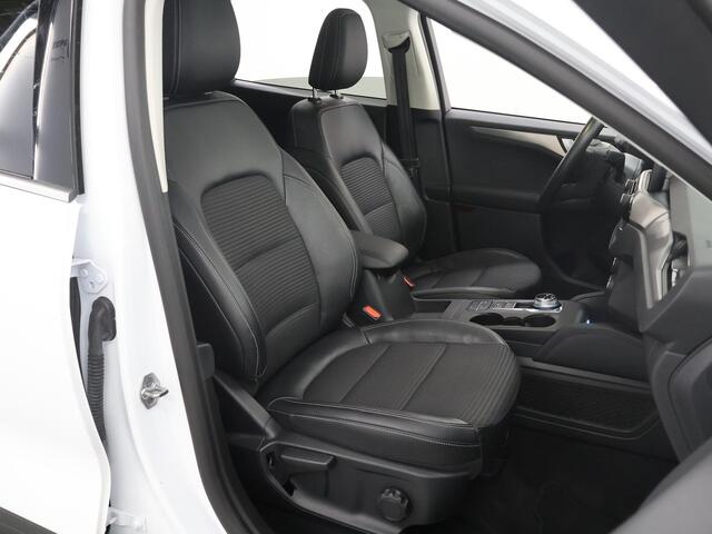 Ford KUGA 2.5 PHEV Titanium X | Trekhaak | Panoramadak | LED | Stoelverwarming voor + achter | El.verstelbare stoel | HUD | b&o Audio | Camera | Navigatie | DAB | Adaptieve Cruise Control | Ele.kofferdeksel |
