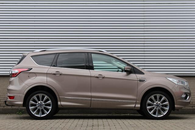 Ford KUGA 1.5 EcoBoost 150PK Vignale | Trekhaak | Sony | Leder | Camera | Stoelverwarming