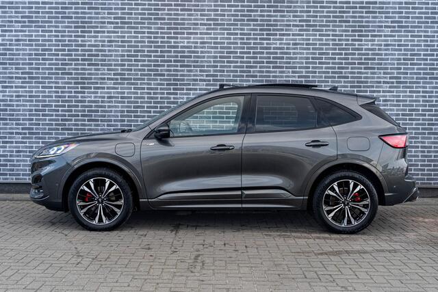 Ford KUGA 2.5 PHEV ST-Line X | Plug-in Hybrid | Head-up Display | Panoramadak | ST-Line Stylingpakket | Winter-pakket | Achteruitrijcamera | Parkeersensoren | Keyless Entry | Elektrische Achterklep | Cruise Control Adaptief | Dodehoekdetectie | Navigatie | Apple Carplay | Android Auto