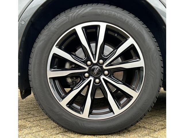Ford KUGA 1.5 EcoBoost ST Line 150PK | Onderhoudshistorie | Nieuwe APK | Afneembare Trekhaak | Achteruitrijcamera | SONY Audio | Stoelverwarming | Stuurverwarming | Voorruitverwarming | Elektrische Achterklep | Climate Control | Cruise Control | 2 Sleutels |