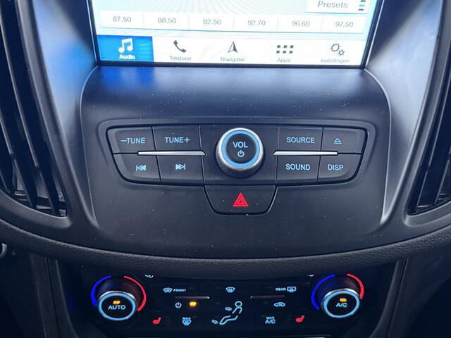 Ford KUGA 1.5 EcoBoost ST Line | Trekhaak | 2000KG Trekgewicht | Stuur-/Voorruit-/Stoelverwarming | Adaptive Cruise Control |