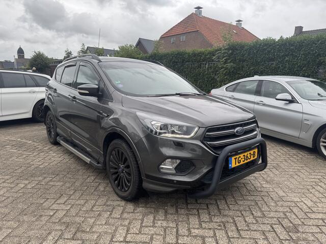 Ford KUGA 1.5 EcoBoost ST Line