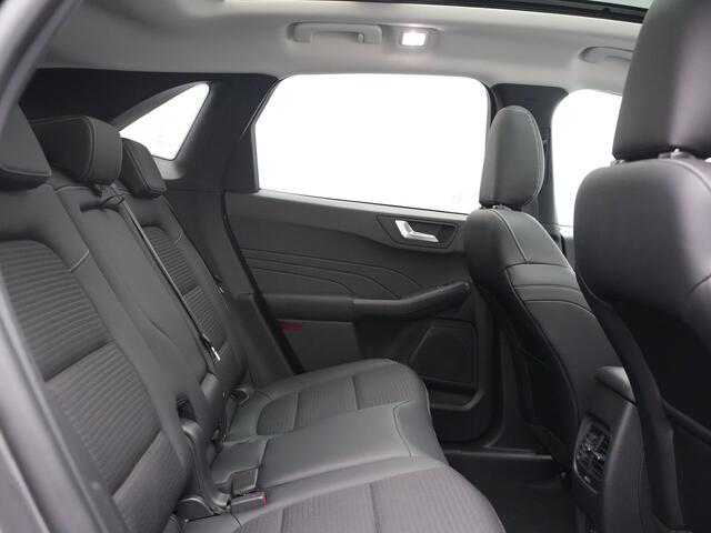 Ford KUGA 2.5 Titanium X PHEV 225pk Dealer O.H | Trekhaak Af Fabriek | Panodak | Adaptive Cruise | 360 Camera | Head Up | Bang & Olufsen | Sportstoelen & Stuur Verwarmd | Apple Carplay | Keyless | Pilot Assist | Virtual | Navigatie | DAB | 17" L.M | Plug In Hybrid |