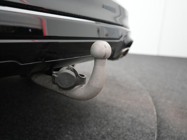 Ford KUGA 2.5 PHEV ST-Line X 225pk Dealer O.H. | Trekhaak Af Fabriek | Adaptive Cruise | 360 Camera | Head Up | Alcantara Sportstoelen & Stuur Verwarmd | Bang & Olufsen | Keyless | Blis | Apple Carplay | Navigatie | DAB | 18"L.M | Plug In Hybrid