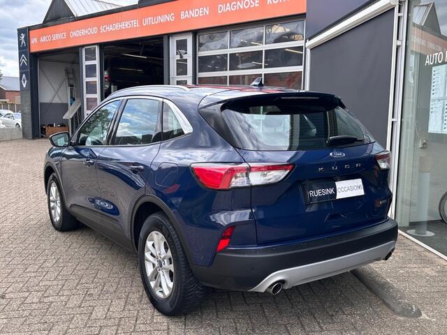 Ford KUGA 2.5 PHEV TITANIUM