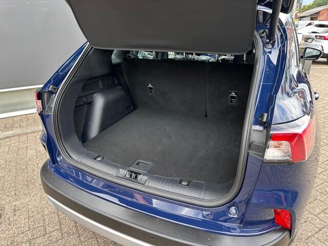 Ford KUGA 2.5 PHEV TITANIUM