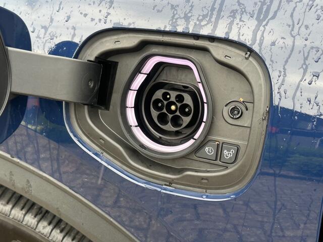 Ford KUGA 2.5 PHEV TITANIUM