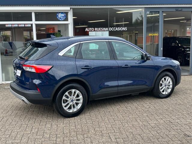 Ford KUGA 2.5 PHEV TITANIUM