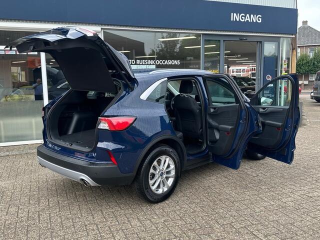 Ford KUGA 2.5 PHEV TITANIUM
