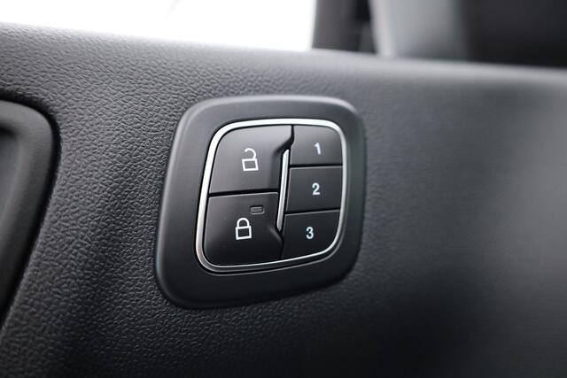 Ford KUGA 2.5 PHEV ST-Line X | Rijklaar! | Trekgewicht 2.100 kg | Keyless | Adapt Cruise | CarPlay | Stoel-Stuurverw.