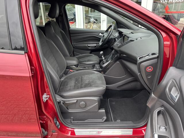 Ford KUGA 1.5 150PK EcoBoost ST Line | Trekhaak | Orig. NL | NAP |