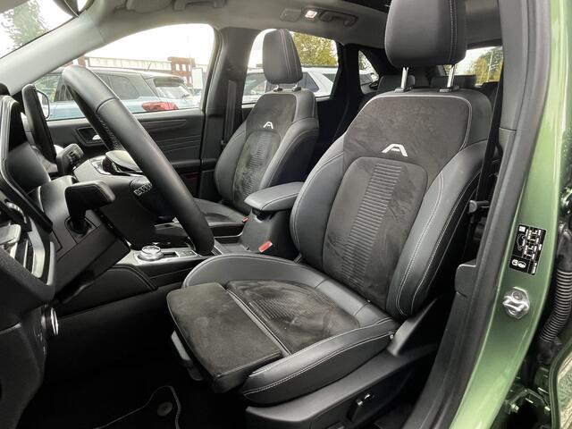 Ford KUGA 2.5 PHEV Active X 243pk e-CVT Automaat | Full Options | Black Package | E-Trekhaak | Panodak | Coast-to-Coast Matrix LED |