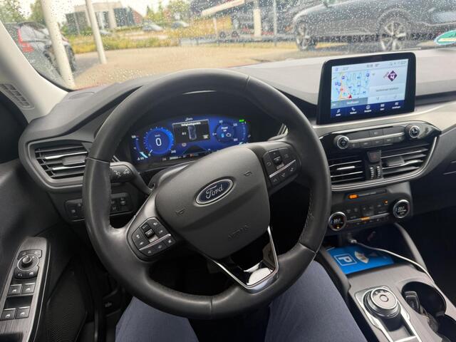 Ford KUGA 2.5 PHEV Titanium 225pk | Wegklapbare Trekhaak | Winter Pack | Adaptieve Cruise Control | Half leder/stof | Achteruitrijcamera