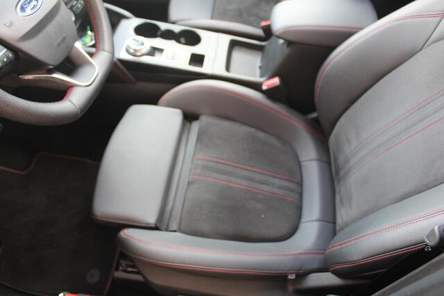 Ford KUGA 2.5 PHEV ST-Line X | Panoramadak | Wegklapbare trekhaak | Head up Display | Adapitve Led | Winter Pack | Bang&Olufsen | AGR-stoelen | 2.100kg trekgewicht