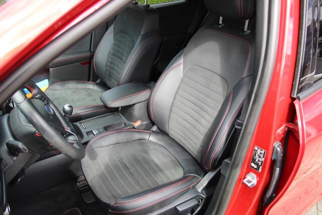 Ford KUGA 1.5 EcoBoost 150 PK ST-Line X TREKHAAK | WINTER-PACK | CAMERA |