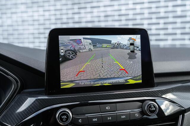 Ford KUGA 2.5 PHEV ST-Line X | Achteruitrijcamera | Parkeerassistent | Bang Olufsen Audio | Keyless Entry | Elektrische Achterklep | Elektrische Verstelbare Voorstoelen | Lichtmetalen Velgen 18 inch | Cruise Control Adaptief | Dodehoekdetectie | Navigatie | Apple Carplay | Android Auto | Plug-in Hybrid