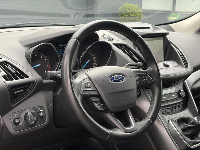 Ford KUGA 1.5 EcoBoost Trend Ultimate ?Dealer Onderhouden?Carplay?Camera?Navi?Trekhaak?Clima?Cruise?Pdc?17'' Lm velgen?150pk?6 Bak?4xElekt ramen?N.A.P?Apk tot 04-2027