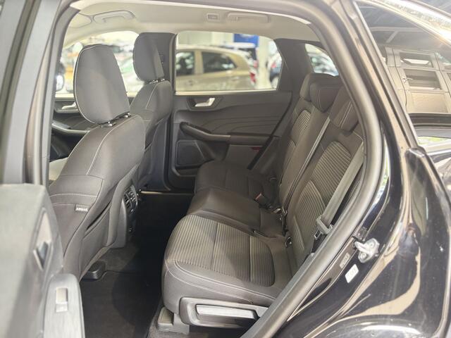 Ford KUGA 2.5 PHEV 225 pk Titanium | Trekhaak | Winterpack | Camera V&A | Blis | Adapt. Cruise | Keyless | 100% dealer onderh. |