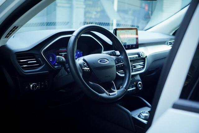 Ford KUGA 2.5 PHEV Titanium / Afneembare trekhaak / Privacy Glass / Stoelverwarming / Incl BTW