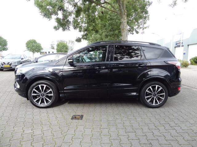 Ford KUGA 1.5 ST Line