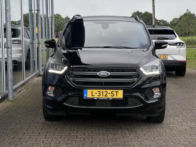 Ford KUGA 1.5 EcoBoost ST Line | Winterpack | Trekkaak | 2000kg trekgewicht | Panoramadak | 19 inch lichtmetalen velgen |