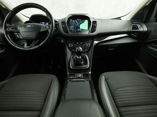 Ford KUGA 1.5 EcoBoost Titanium (APPLE CARPLAY, NAVIGATIE, CLIMATE, CAMERA, ADAPTIVE CRUISE, LEDER, SPORTSTOELEN, KEYLESS, LM VELGEN, NIEUWSTAAT)