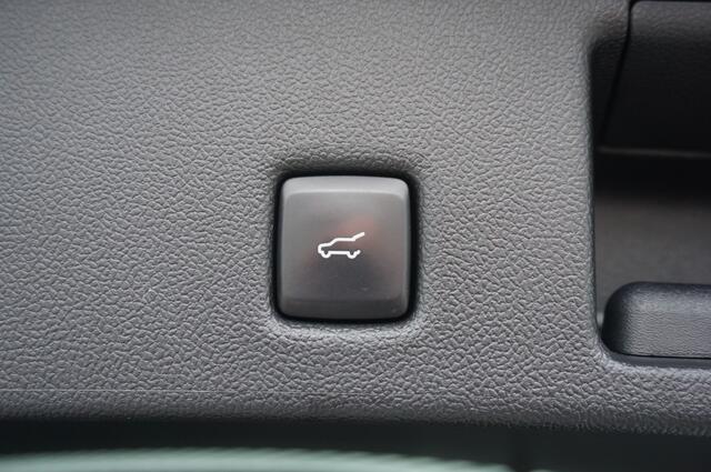 Ford KUGA 225PK PHEV Titanium AUTOM. | WINTERPACK | HUD | EL. TREKHAAK