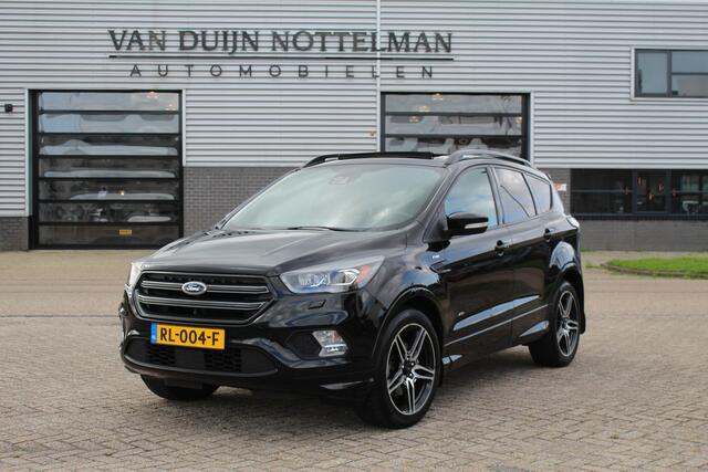 Ford KUGA 1.5 EcoBoost ST Line AWD / Panoramadak / Trekhaak