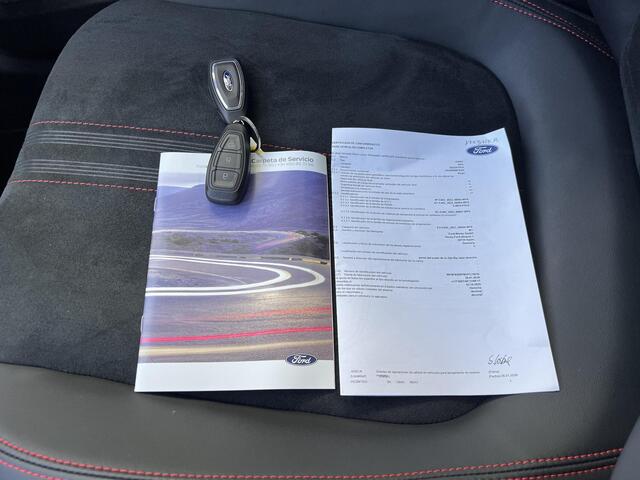 Ford KUGA 2.5 PHEV ST-Line X / 2.100 kg Elektrische trekhaak / Elektrisch glazen panorama-dak / Stuur-, stoel- & achterbankverwarming / B&O audio / Apple Carplay Android / 18"LM wielen & All Season banden /