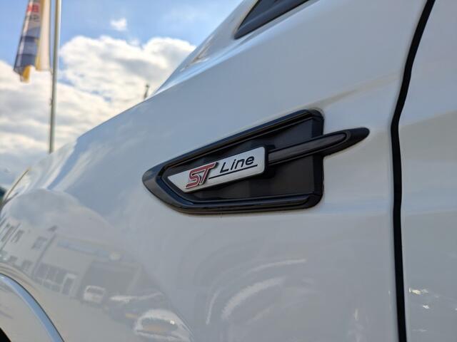 Ford KUGA 1.5 EcoBoost ST Line 4WD 182pk I Nieuwe distributie I Camera I Trekhaak I WinterPack I Panodak I Carplay