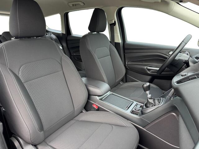 Ford KUGA 1.5 Ultimate ? Navi ? CarPlay ? Trekhaak
