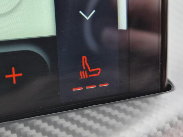 Ford KUGA 2.5 PHEV ST-Line X / Glazen schuif- en kanteldak / Trekgewicht 2.100 kg / Stuur- Stoel & Achterbankverwarming / B&O Audio Systeem / Voorruit verwarming / Elektrische achterklep / Adaptief cruise control / Apple Carplay Android Auto /