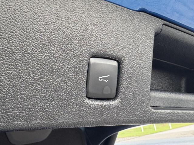 Ford KUGA 2.5 FHEV ST-Line X 190pk | Driver Assistance Pack | Technology Pack | Winterpack | Panoramadak | All Weather banden | Geen stekker nodig