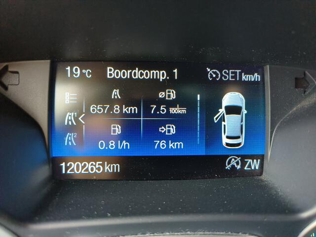 Ford KUGA 1.5 Titanium Styling Pack + panorama-dak "Sinds 1970 | 5.000+ reviews | Score 9,5 | Service zoals 't hoort" Henk Jongen Auto's in Helmond, al 50 jaar service zoals 't hoort! – foto 8