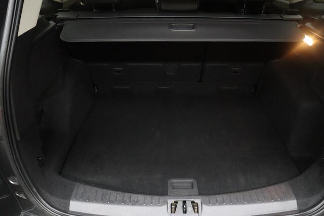 Ford KUGA 1.5 EcoBoost ST Line | Trekhaak | 2.000KG Trekkracht | Cruise-control | Stoel & Stuurverwarming | Camera | Clima | Parkeerassistent | Apple Carplay & Android Auto | Navigatie | LM Velgen 17'' – foto 8