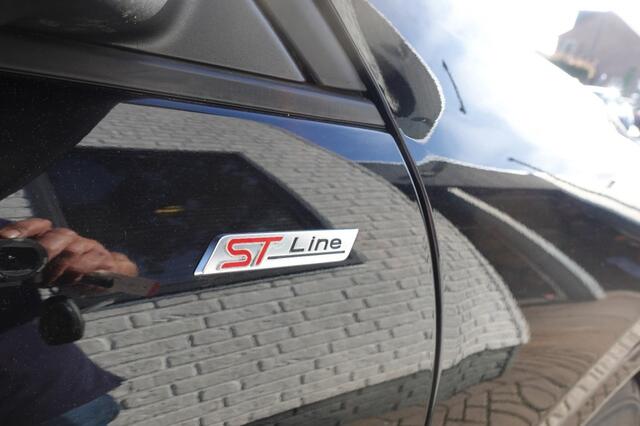 Ford KUGA 2.5 PHEV ST-LINE X – foto 10