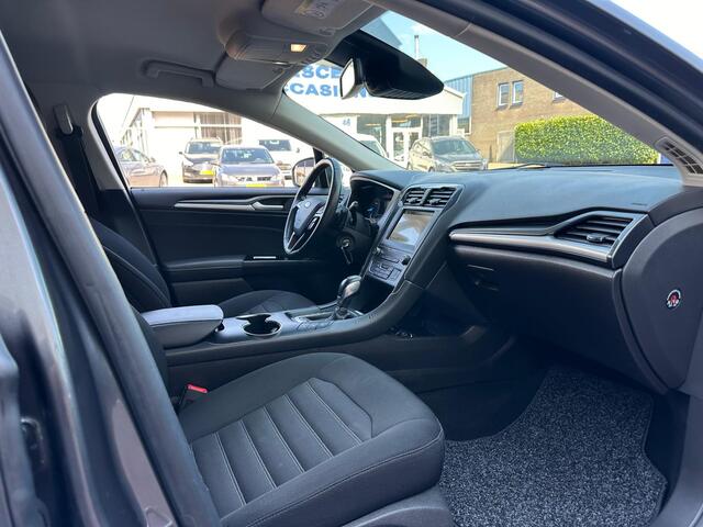 Ford MONDEO Wagon 1.5 Titanium Climate C, Cruise C, Navigatie, Camera!!!! !!!!ZATERDAG 04-04 ZIJN WIJ GEOPEND VAN 9:00 / 15:00 !!!!
