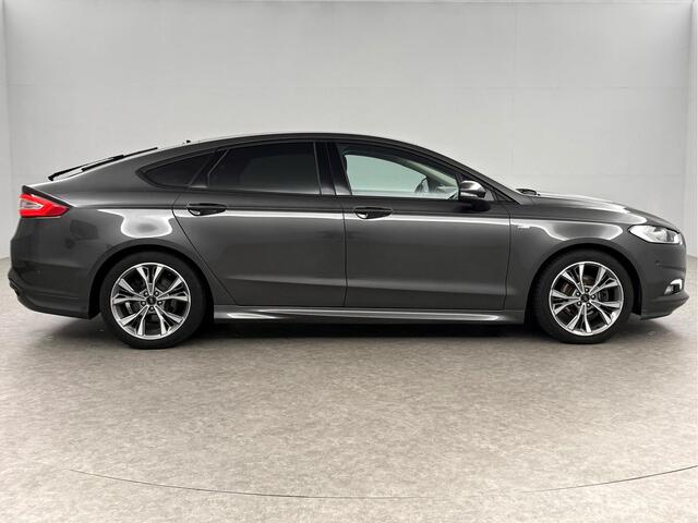 Ford MONDEO 1.5 ST-Line 161PK LED Sfeerverl. Trekhaak Clima Cruise Navigatie PDC 18"LMV