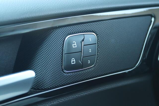 Ford MONDEO WAGON 2.0 IVCT HEV ST-LINE AUT. | ELEKTR. TREKHAAK | MEMORY | LED | ACC | CAMERA | KEY-LESS | STOELVERW. | CARPLAY