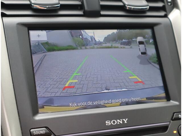 Ford MONDEO Wagon 2.0 IVCT HEV Vignale / Panoramadak